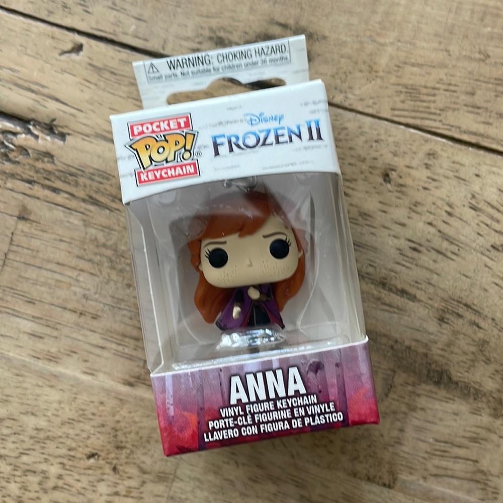 Frozen 2 Anna Pocket Pop! Keychain